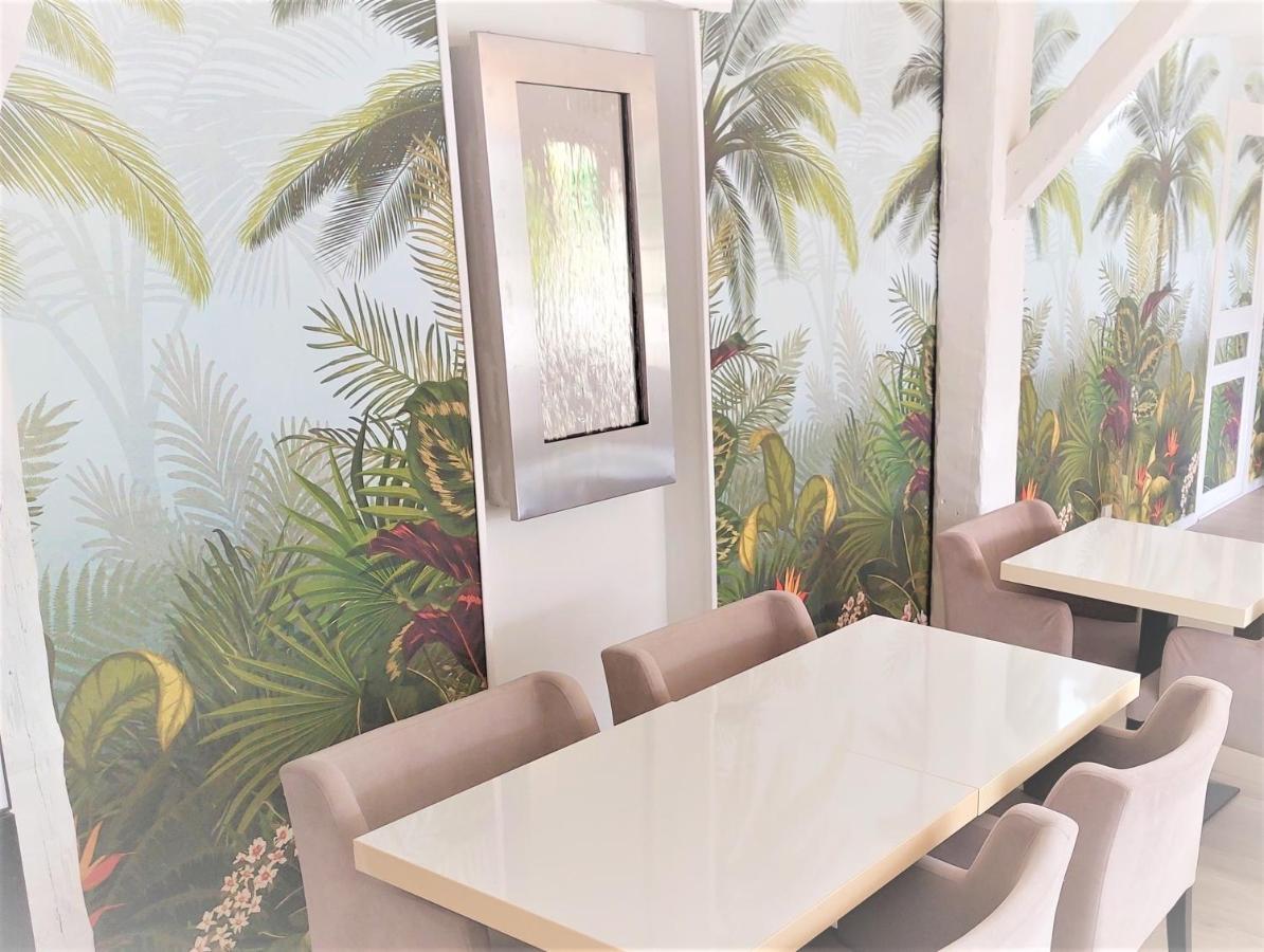 Hotel Les Jardins De Bormes, Sauna & Jacuzzi 3*
