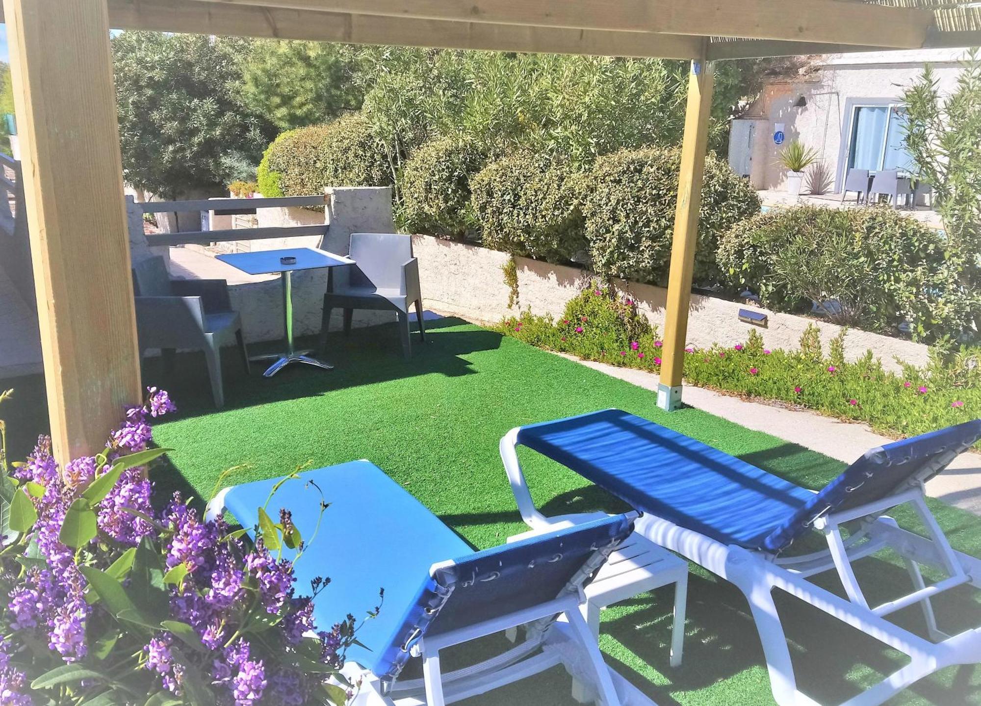 Hotel Les Jardins De