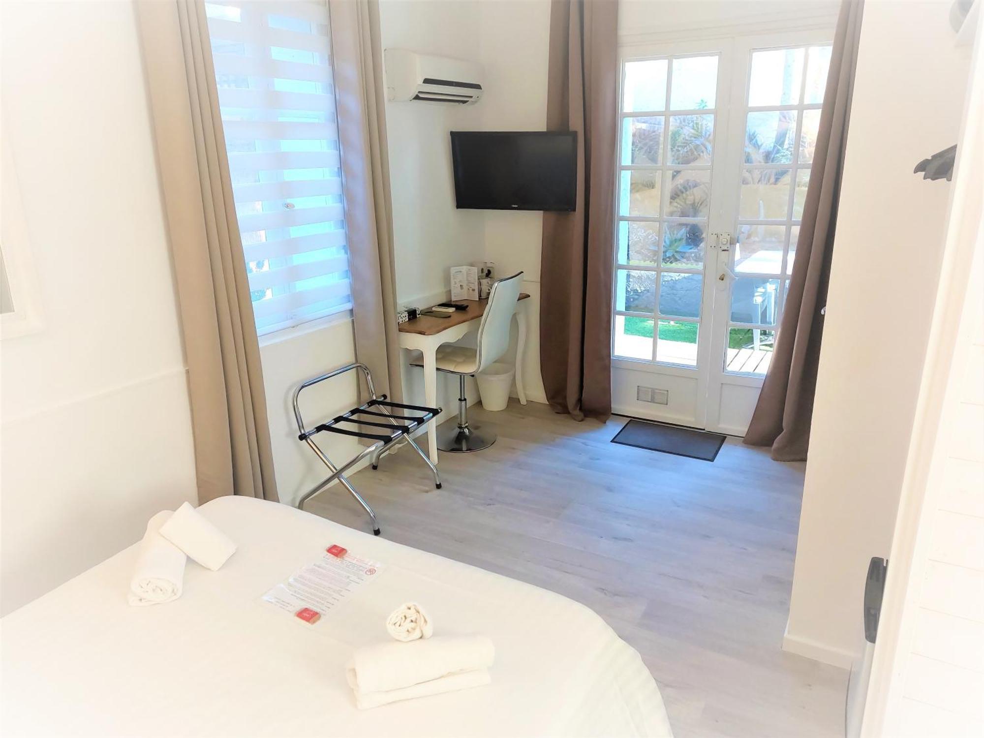 Les Jardins De Bormes, Sauna & Jacuzzi 3*