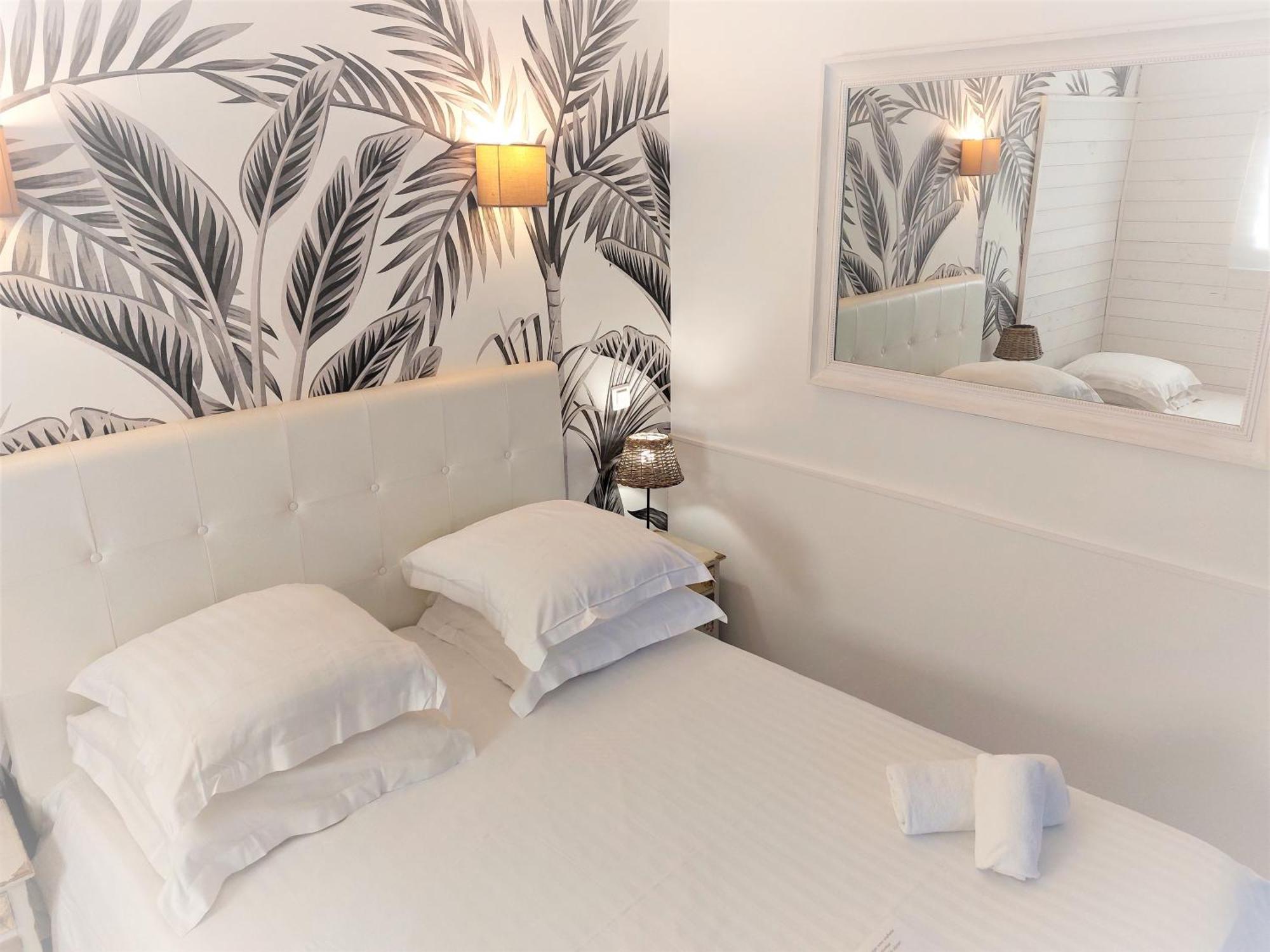 Les Jardins De Bormes, Sauna & Jacuzzi Hotel