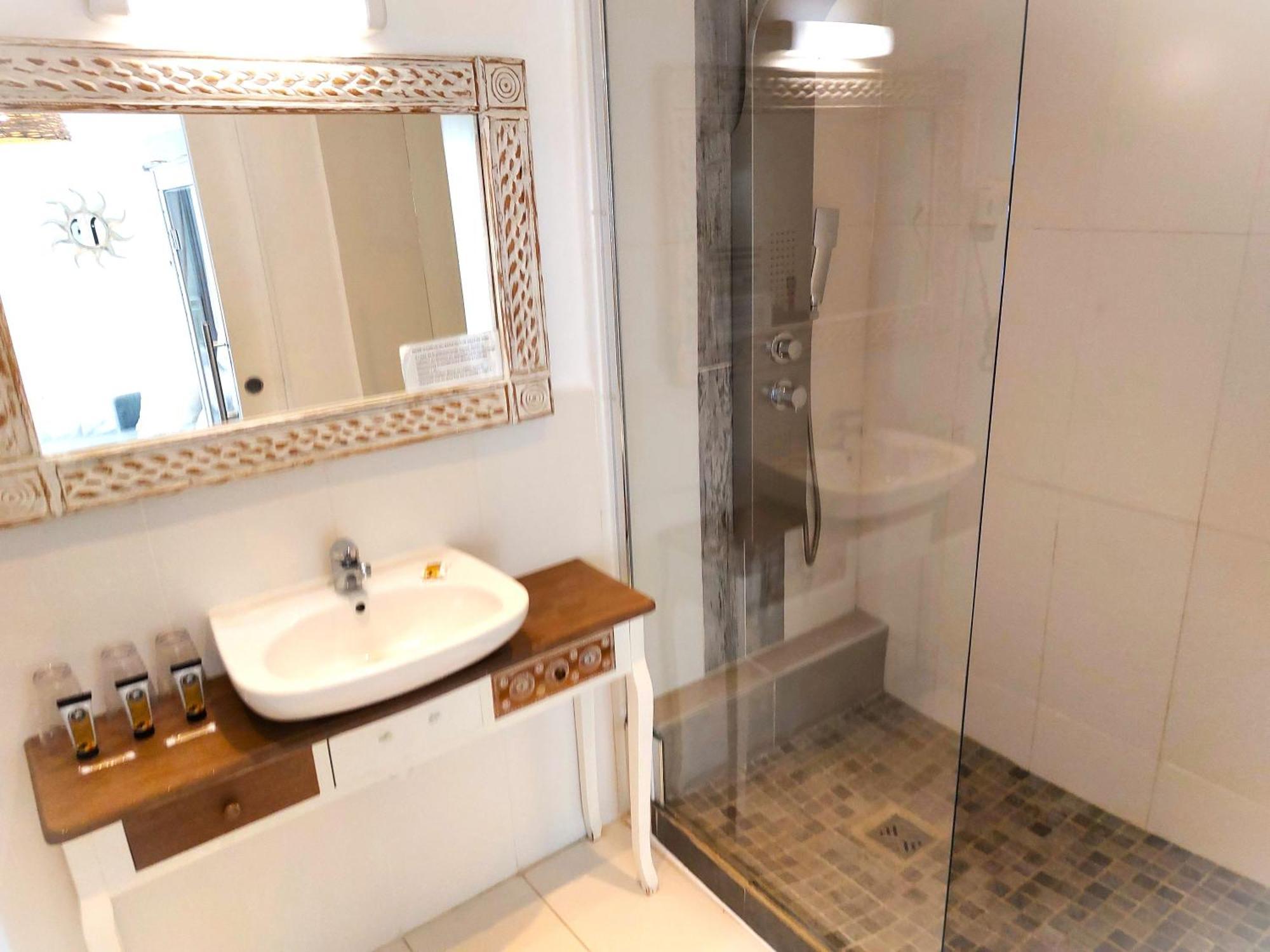 Les Jardins De Bormes, Sauna & Jacuzzi 3* Bormes-les-Mimosas